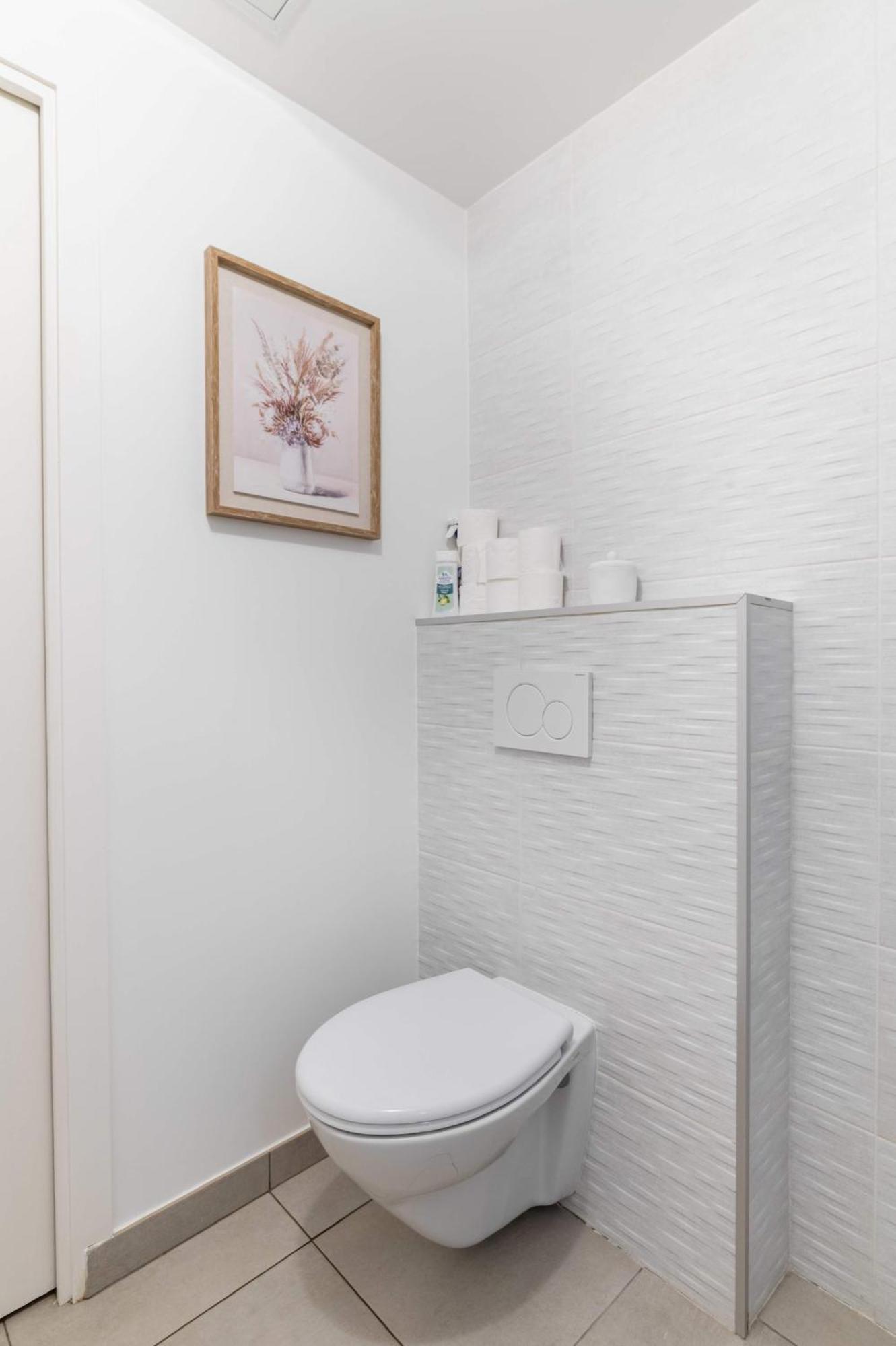 Appartement Lumineux Avec Terrasse Courbevoie - 4P - Flat-Guest Luaran gambar